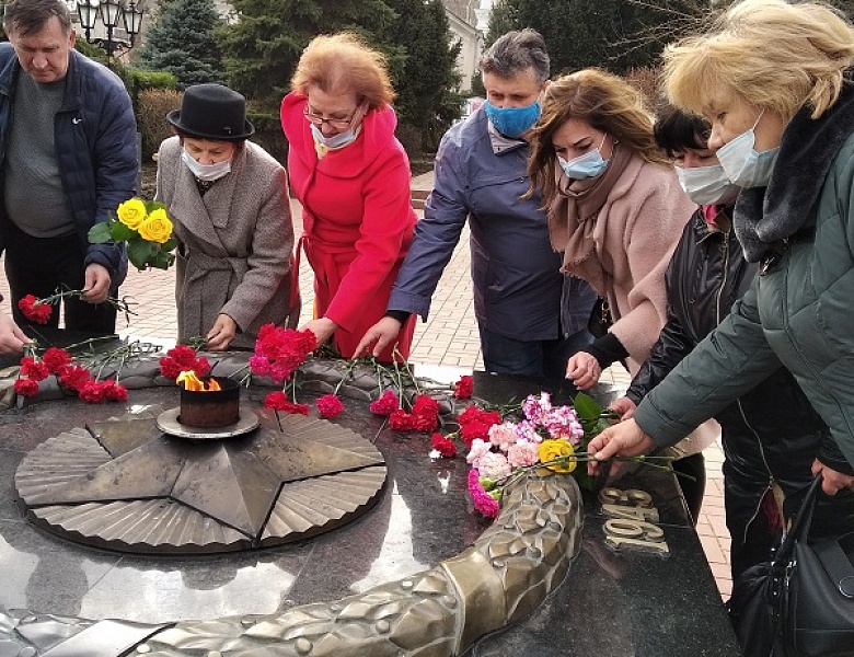 С ДНЕМ ЗАЩИТНИКА  ОТЕЧЕСТВА!